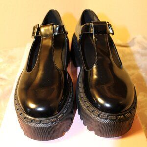 NTENTIONALLY BLANK Patent Leather Pears Cut Out Mary Jane Lug Sole Flats